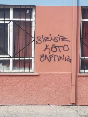 bizi-siz-kotu-yaptiniz.jpg bizi-siz-kotu-yaptiniz.jpg