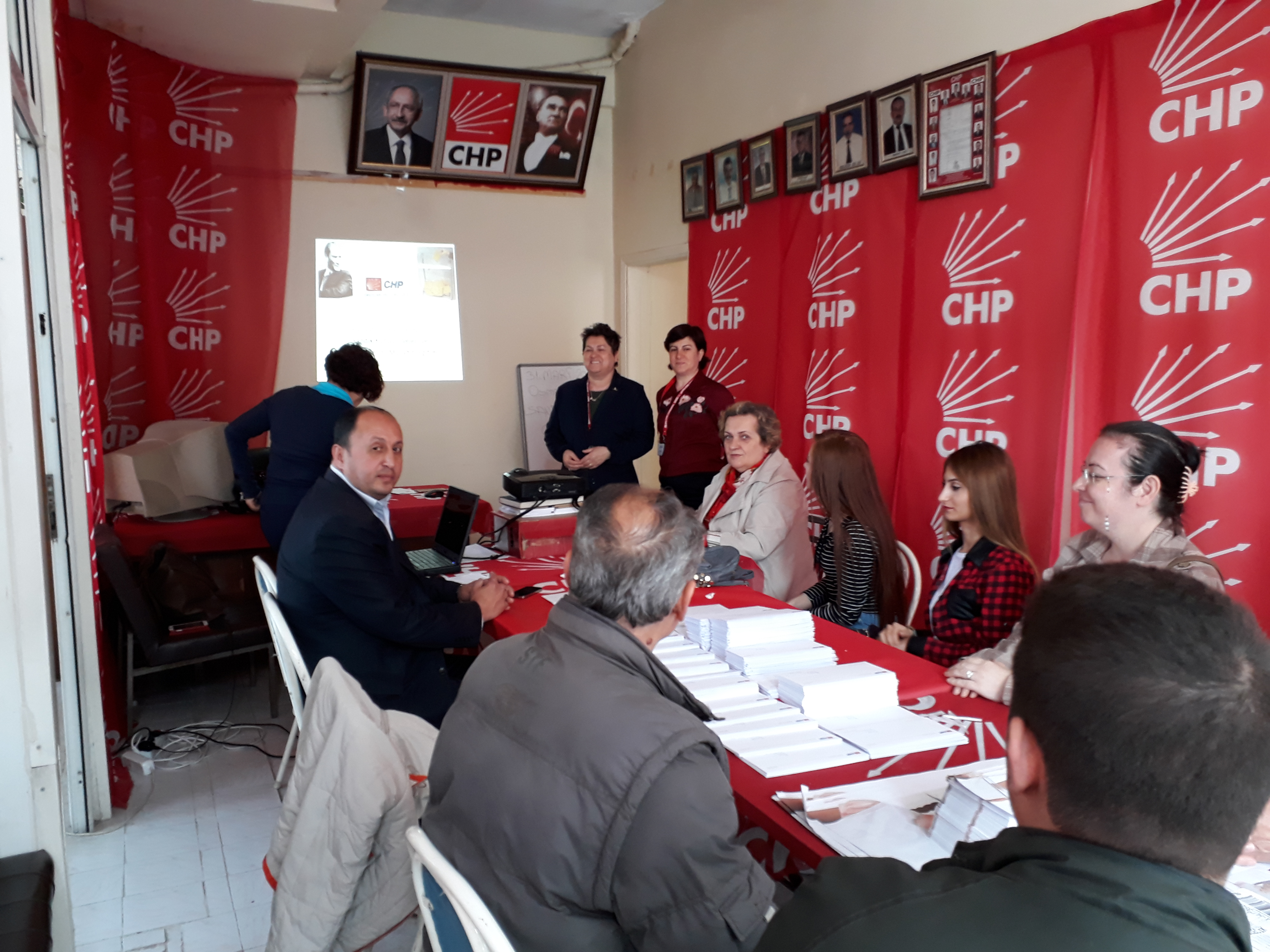 CHP OSMANELİ TEŞKİLATINDA REFERANDUM ÇALIŞMALARI HIZLANDI