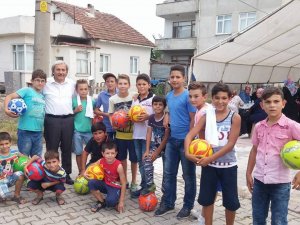 Osmaneli Belediyesi çocukların yüzünü güldürmeye devam ediyor