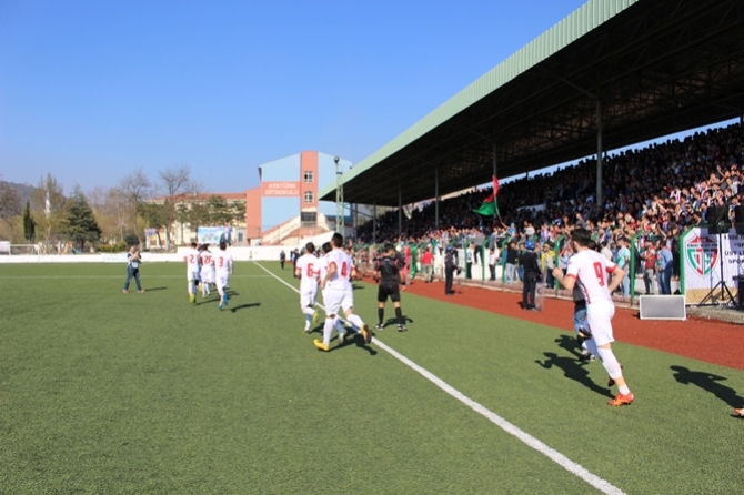 BİLECİKSPOR-VİTRASPOR MAÇINI OSMANELİ’DE OYNATIN