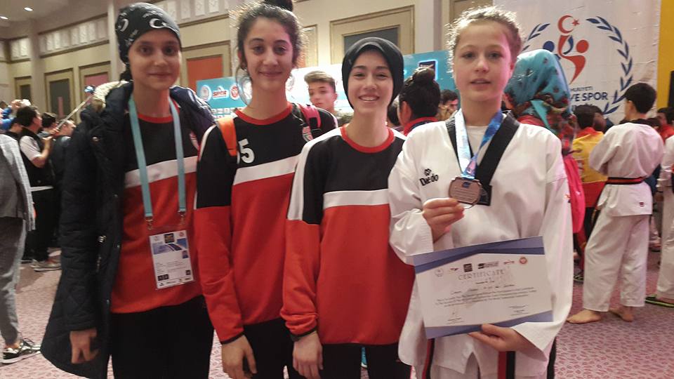 MİLLİ TAKIM SEÇMELERİNE 4 TAEKWONDOCU İLE KATILIYORUZ