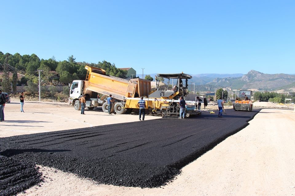 ASFALTLAMA ÇALIŞMALARI BAŞLADI