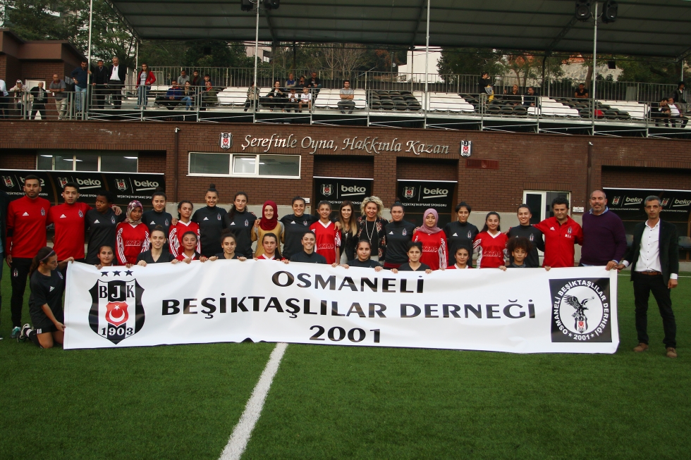 OSMANELİ BEŞİKTAŞLILAR DERNEĞİNDEN VODAFONE PARK ÇIKARMASI