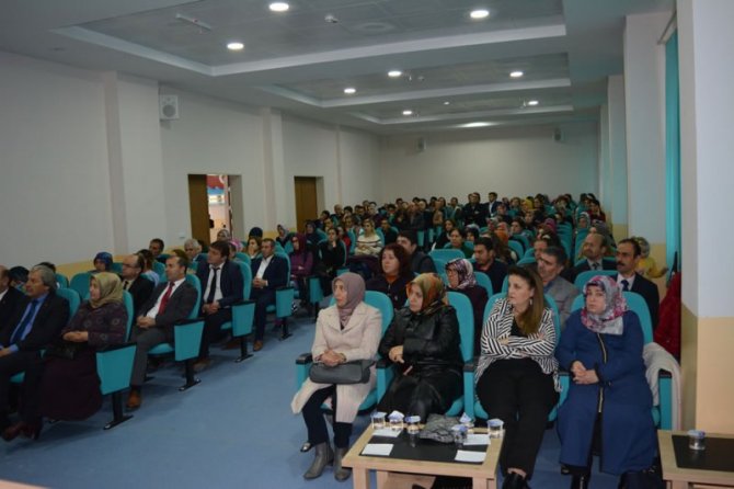 ÇOCUKLARA YÖNELİK İHMAL VE İSTİSMAR KONFERANSI DÜZENLENDİ