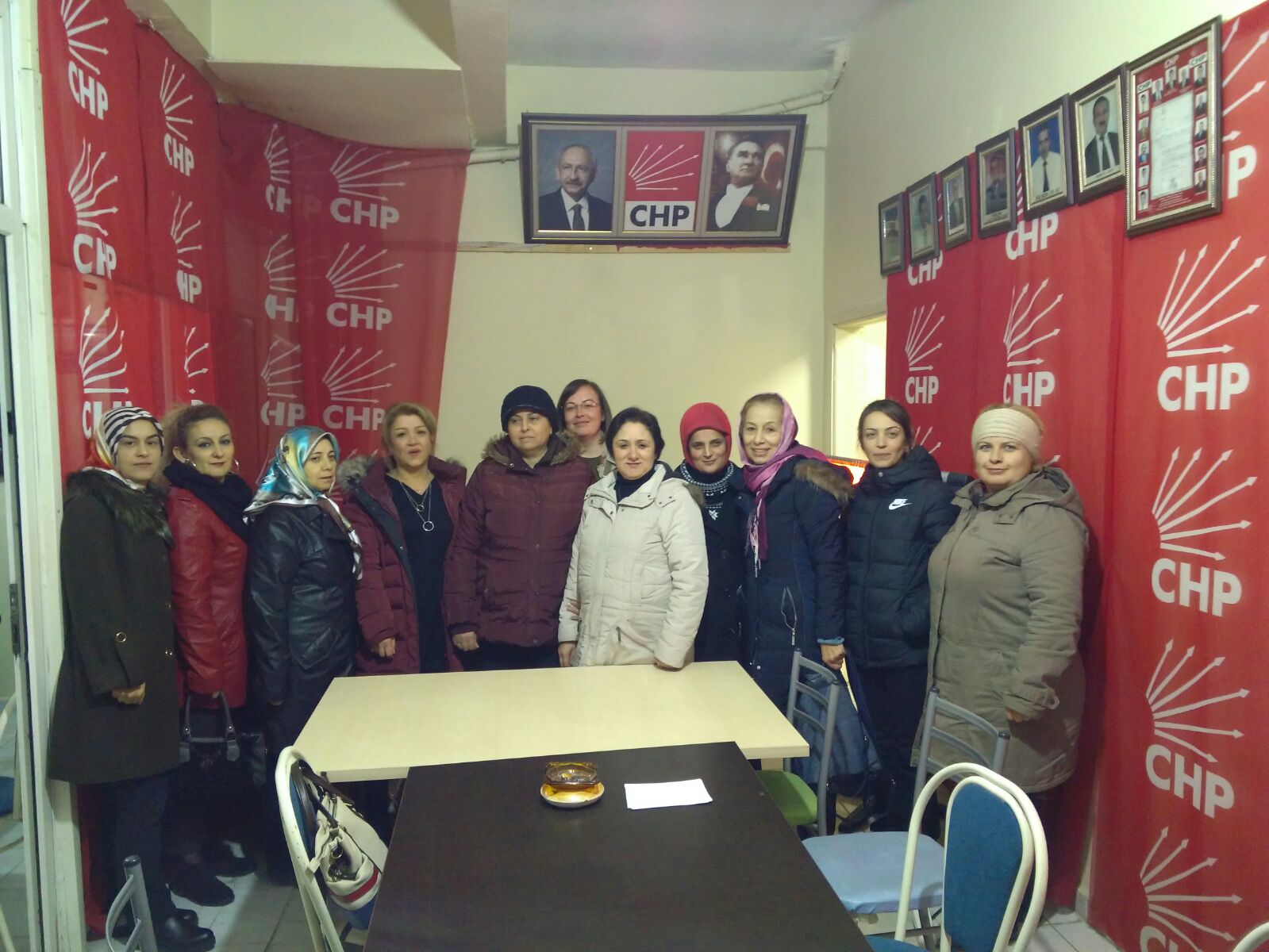 CHP OSMANELİ İLÇE KADIN KOLLARINDA NÖBET DEĞİŞİMİ