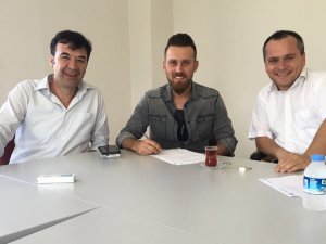 GENÇ İŞ ADAMI MECLİSTE