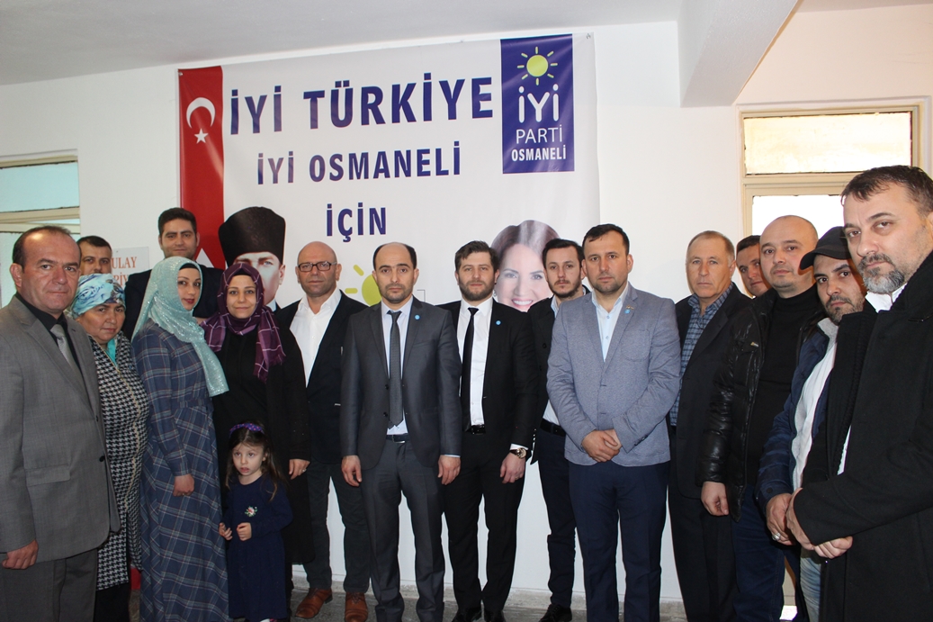 İYİ PARTİ İLK KONGRESİNİ YAPTI