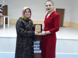 AK PARTİ İLÇE KADIN KOLLARINDAN ÇOCUK İSTİSMARI KONFERANSI