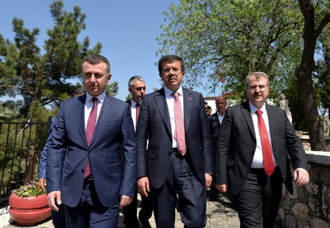 EKONOMİ BAKANI NİHAT ZEYBEKÇİ “ÇINARIN İLK ÇIKTIĞI YERDİR BİLECİK”
