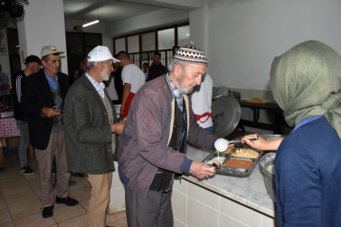 BU GELENEĞİ ÇOCUKLARIMIZ DA SÜRDÜRSÜN İSTİYORUZ