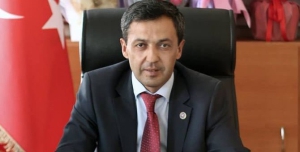 İLHAN BAŞKANI ÇİLEDEN ÇIKARDILAR