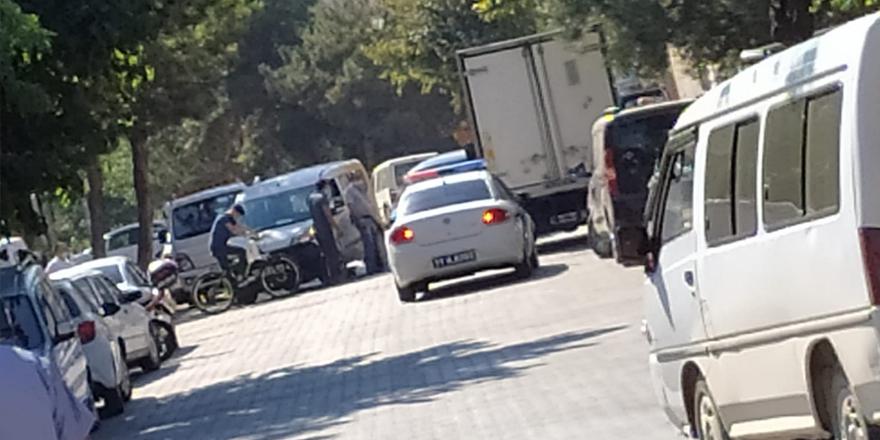 Hürriyet Caddesi'nde 3 saatte 2 kaza