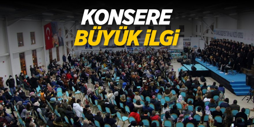 Türk Halk Konserine Büyük İlgi