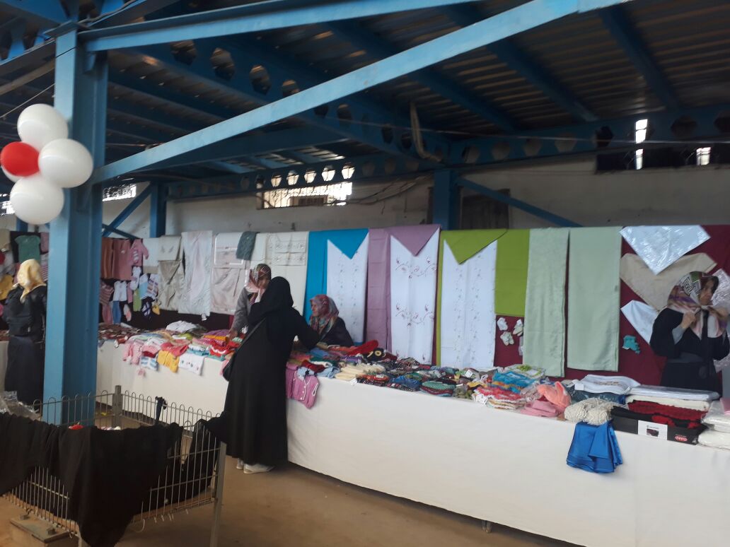 osmaneli-kurs-ve-okul-talebelerine-yardim-derneginden-kermes-(1).jpg