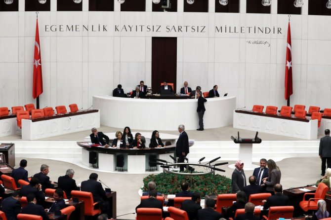 thumbnail_baskan-3.jpg BAŞKANLIK KOLTUĞUNDA İLK BİLECİK’Lİ